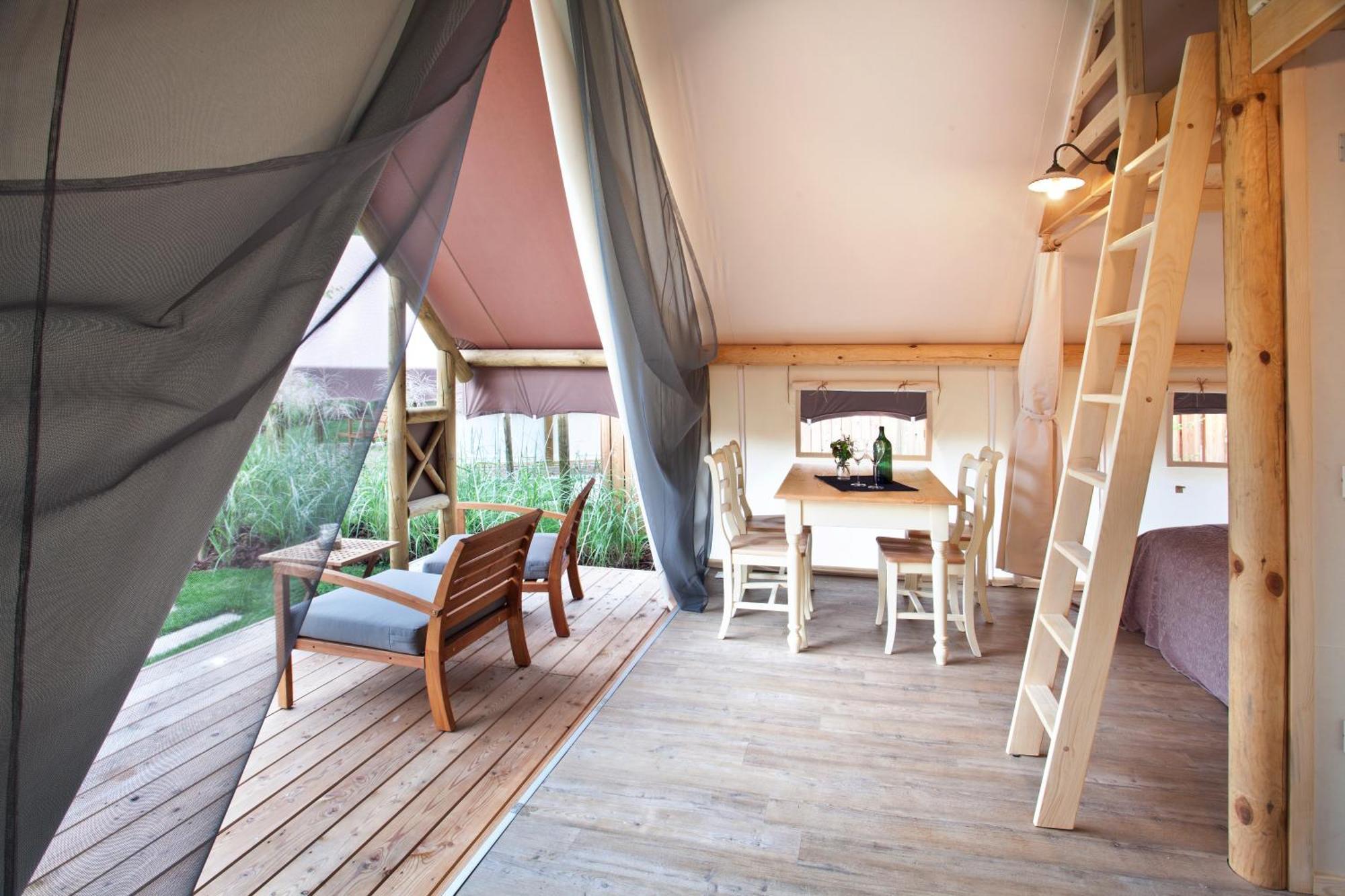 Herbal Glamping Resort Ljubno Ngoại thất bức ảnh
